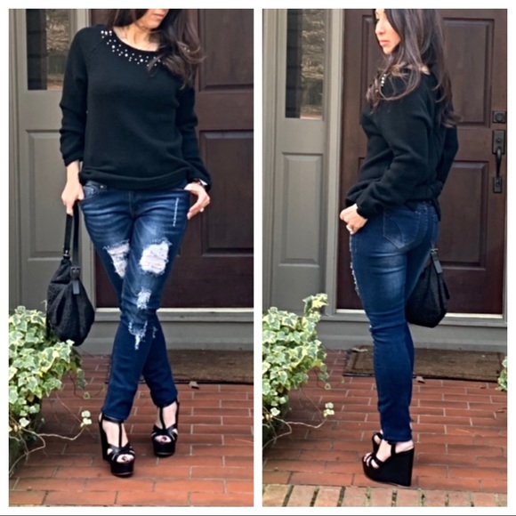 ✨LAST ONE✨Best fitting distressed jeans - Picture 5 of 8